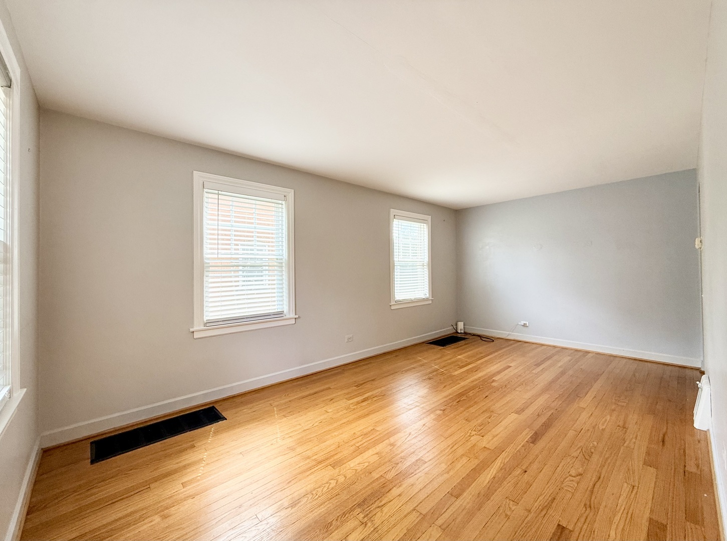 416 N Main Street Property Photo 7