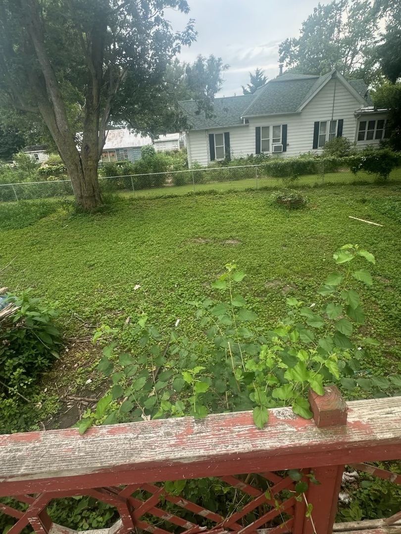 401 S Main Street Property Photo 3