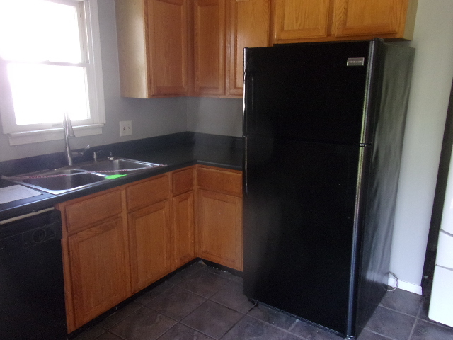 810 W Mill Street Property Photo 5