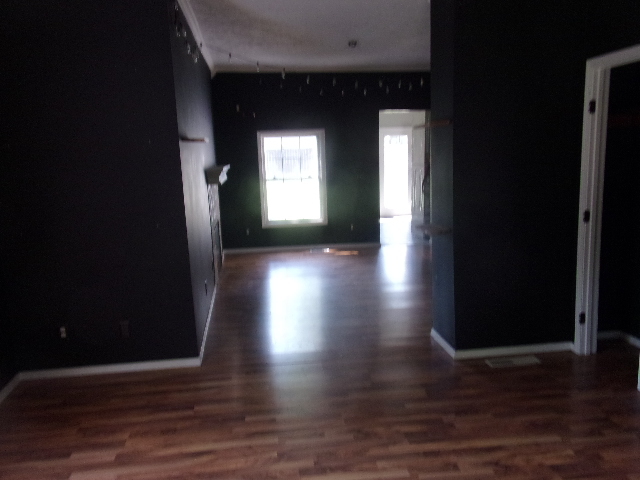 810 W Mill Street Property Photo 10