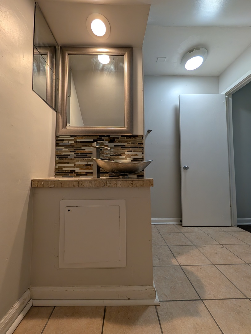 13741 S Wabash Avenue Property Photo 21
