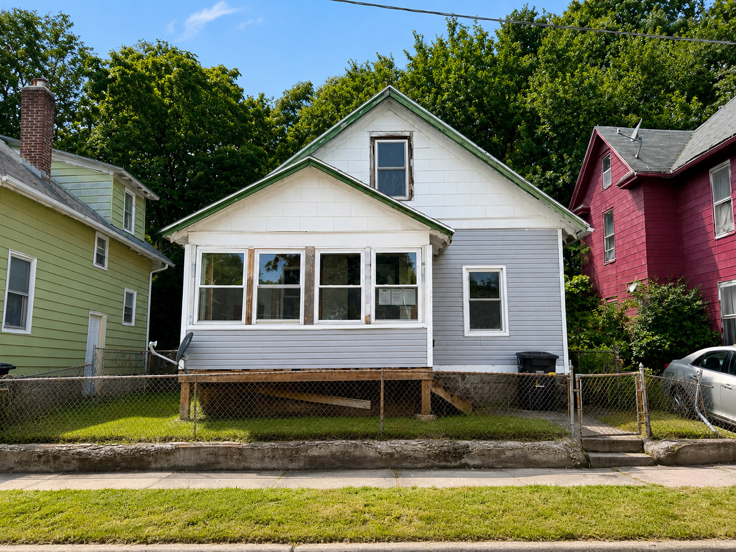 734 13th Street Property Photo 1