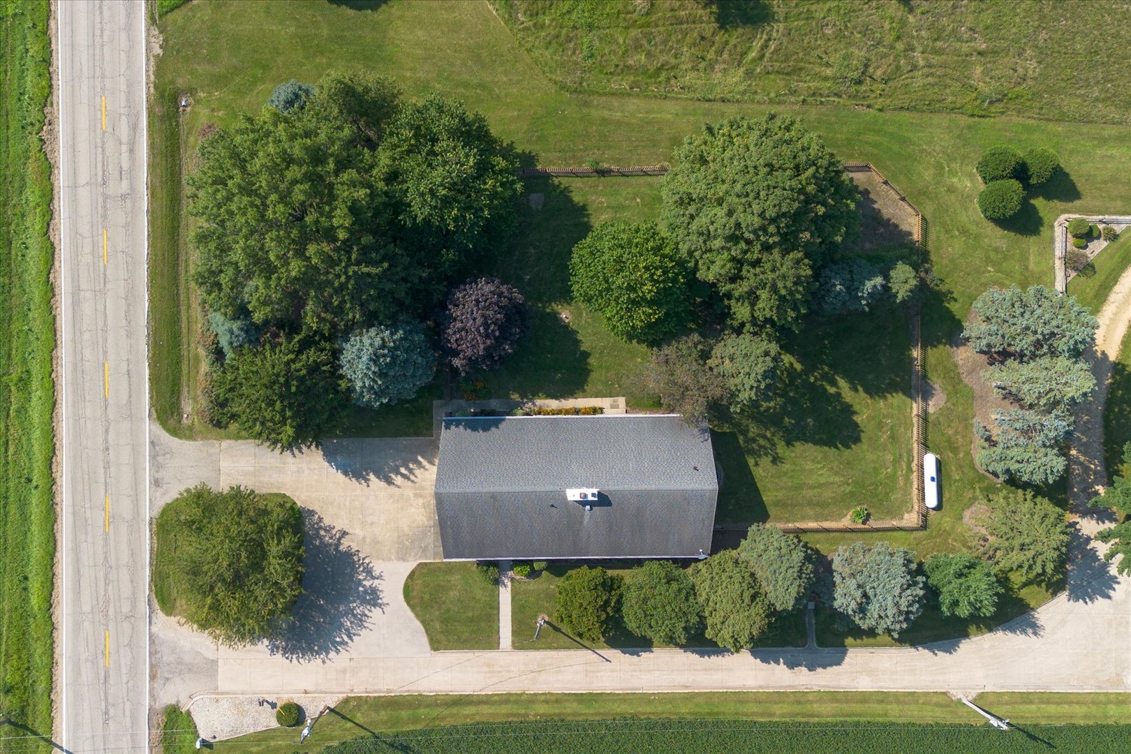 18491 Il Highway 89 Property Photo 2
