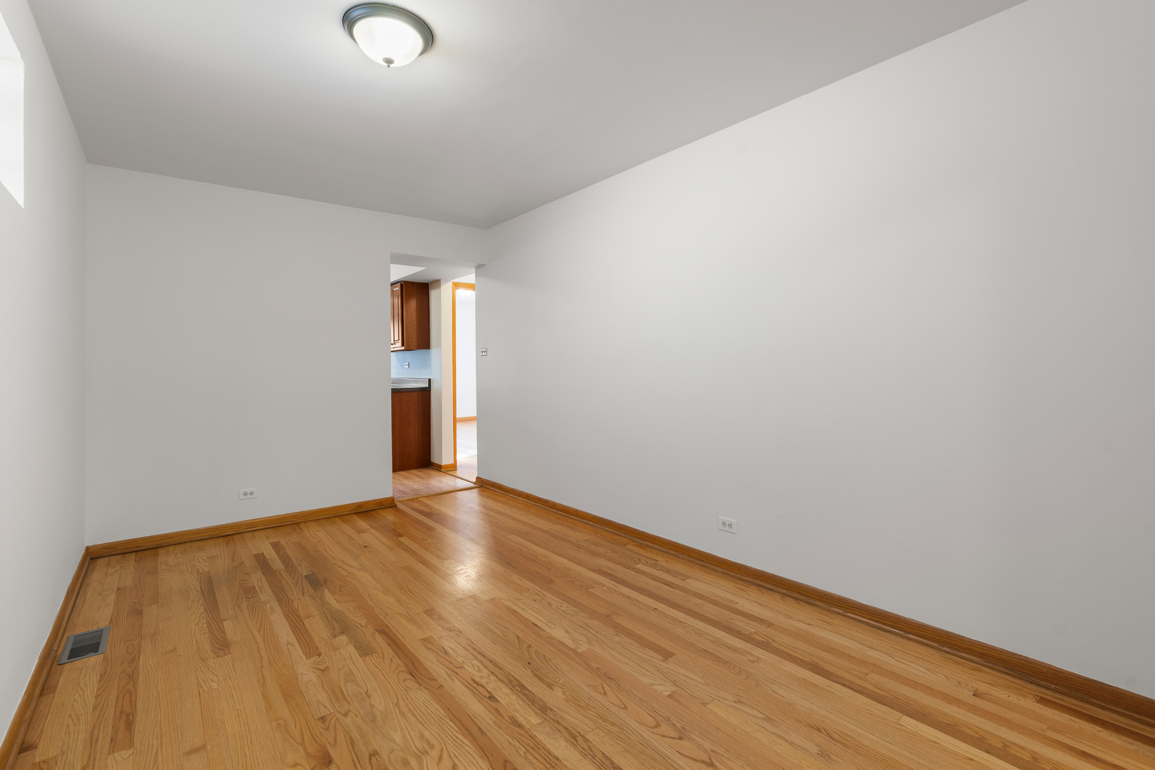 6135 N Elston Avenue Property Photo 33