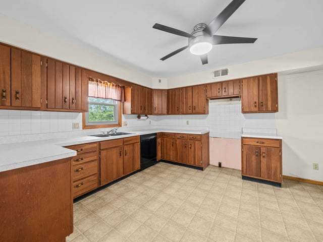 10 Terrace View Boulevard Property Photo 7