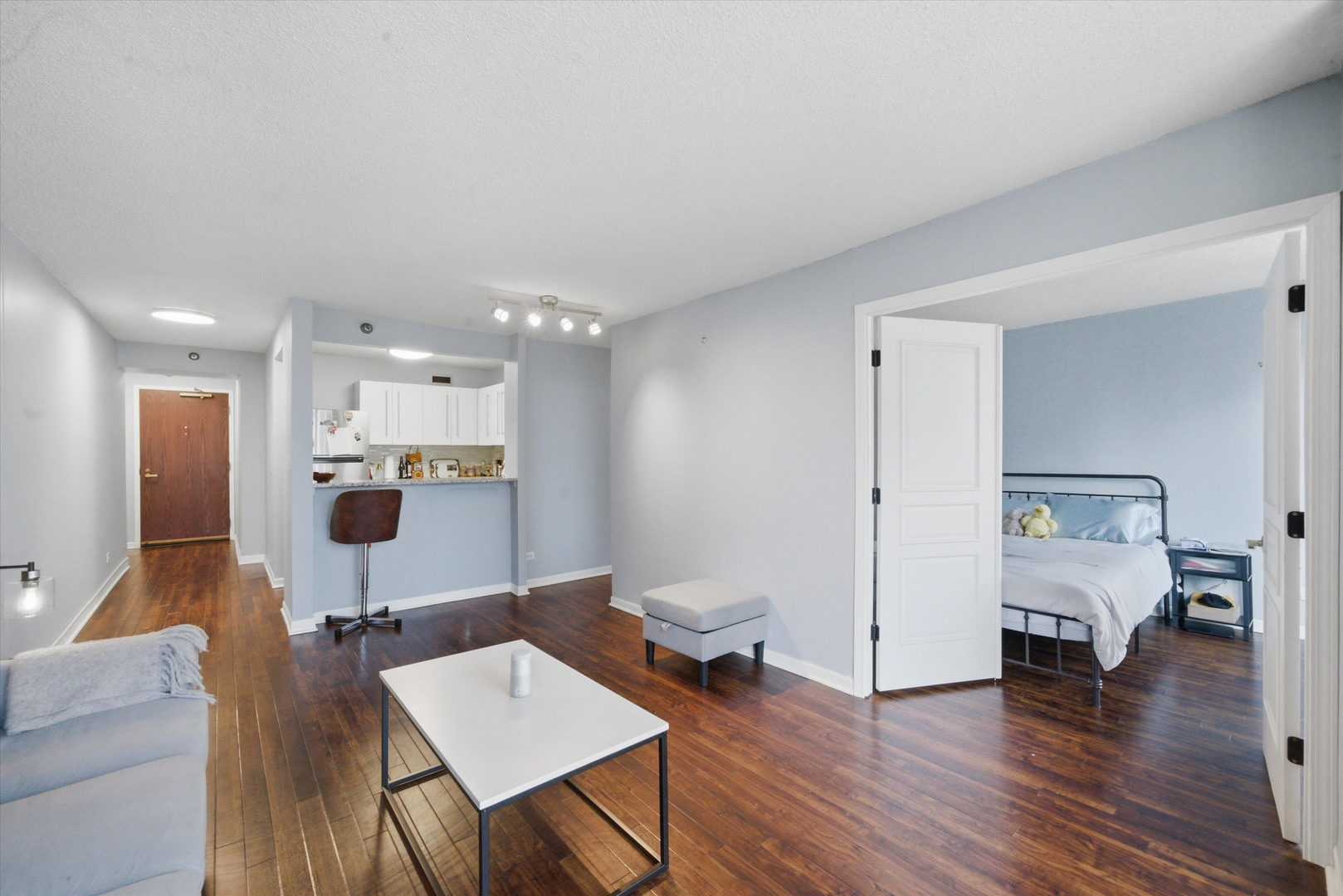 440 N Wabash Avenue 2907 Property Photo 7