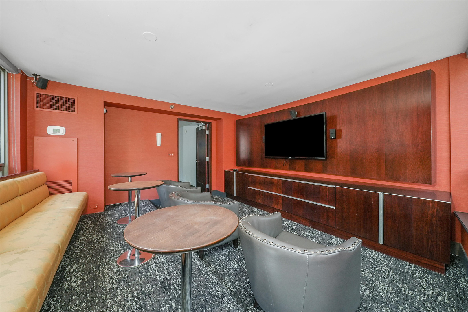 440 N Wabash Avenue 2907 Property Photo 17