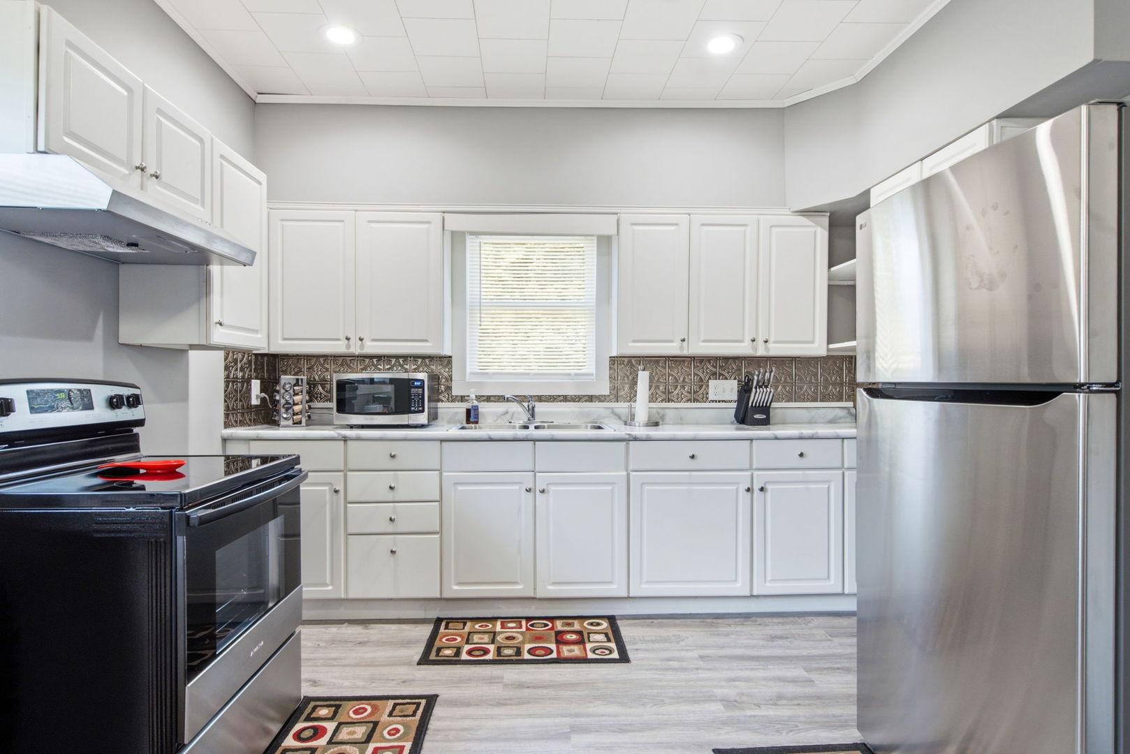 708 S Bentley Street Property Photo 2