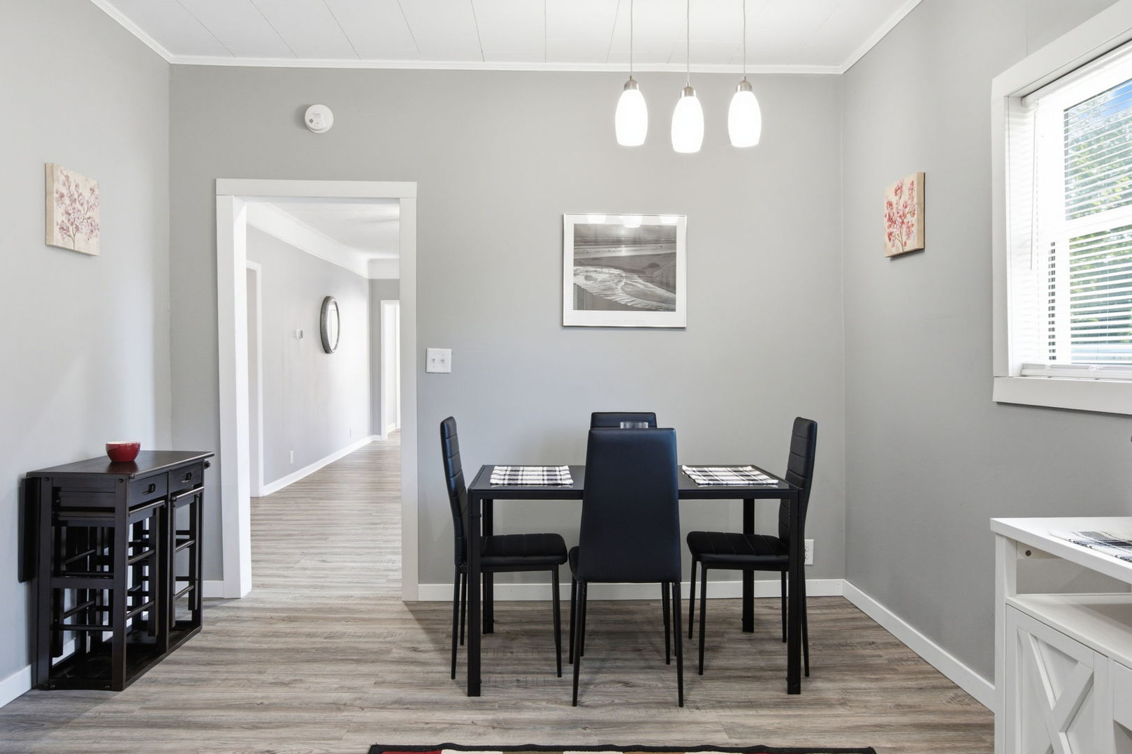 708 S Bentley Street Property Photo 4