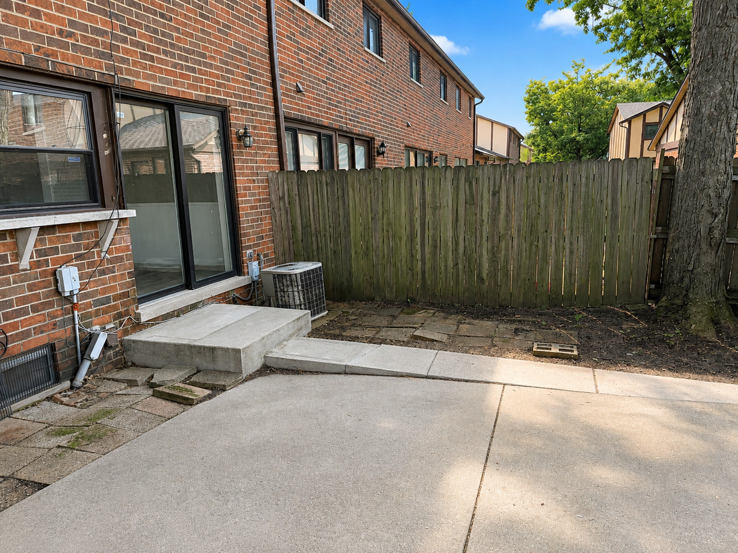 18w158 16th Street Property Photo 23