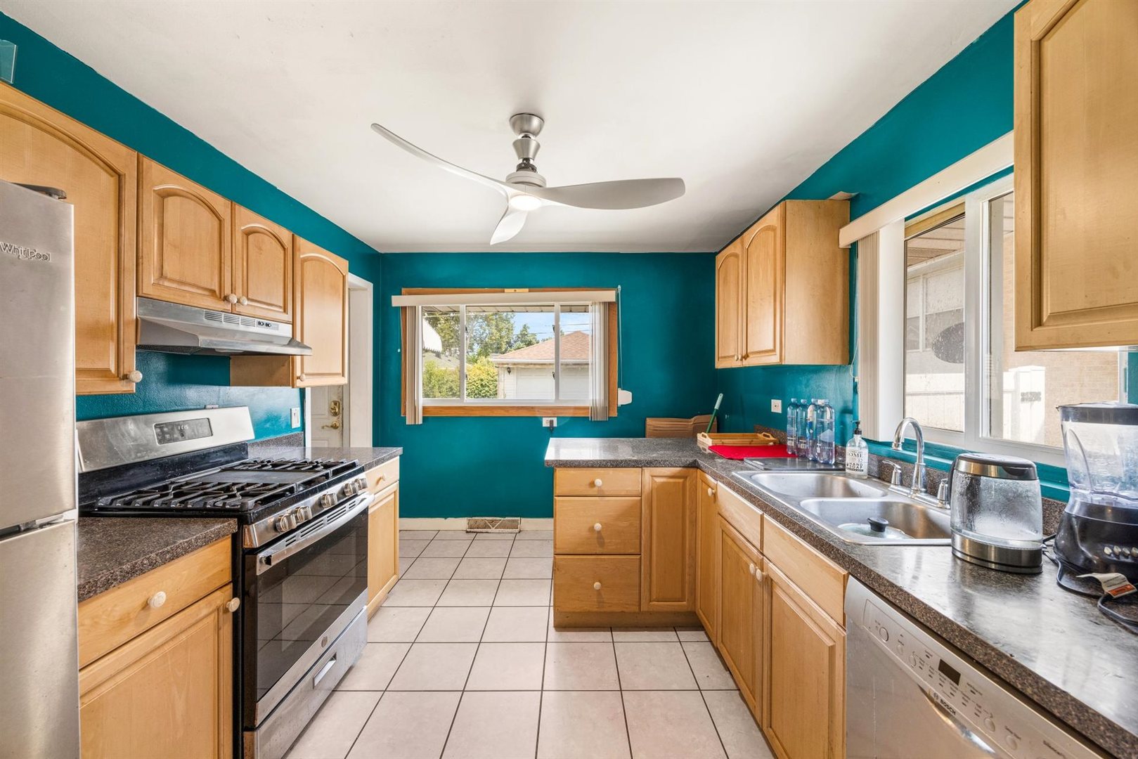 10842 Claridge Avenue Property Photo 7