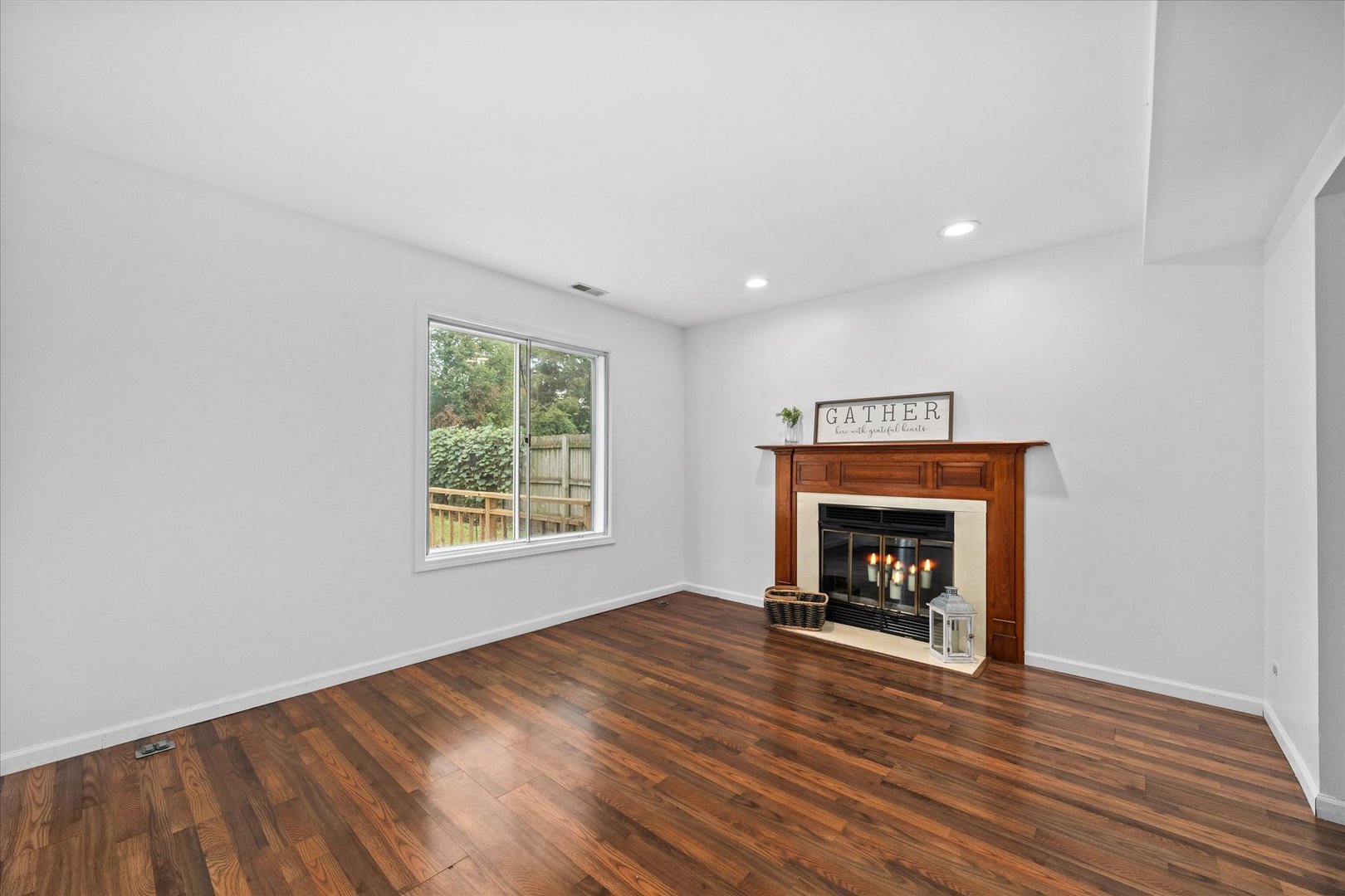2398 Blue Spruce Lane Property Photo 6