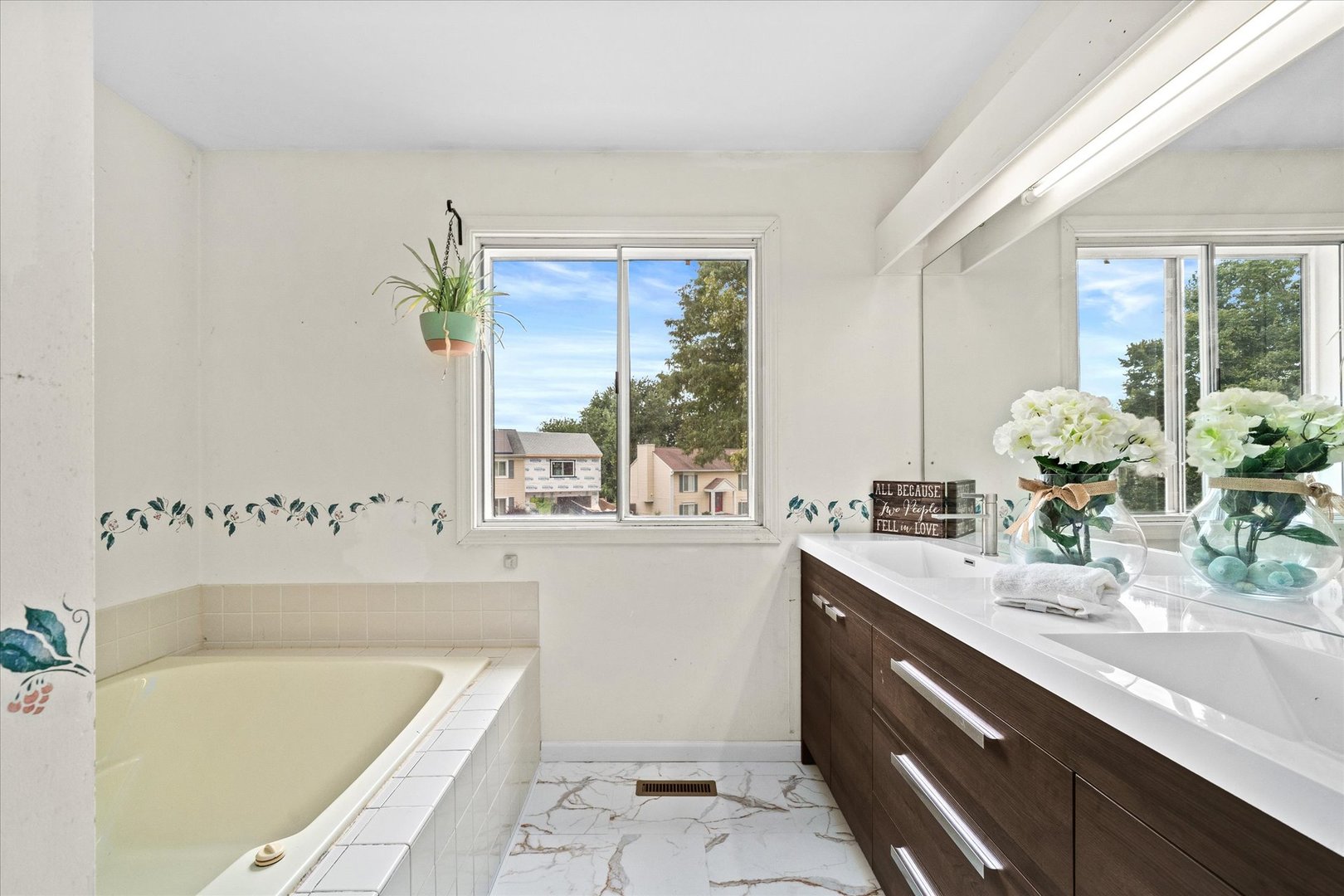 2398 Blue Spruce Lane Property Photo 17