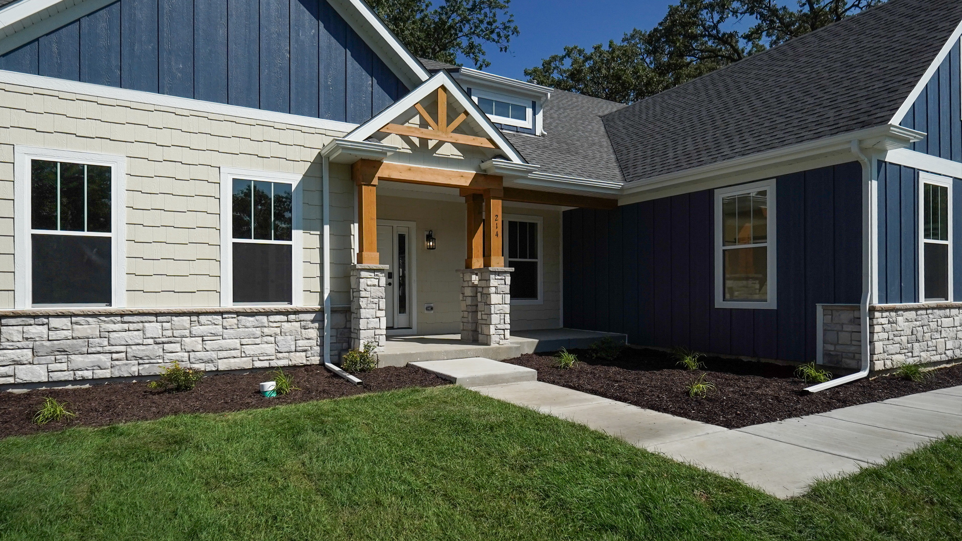 214 Burr Oak Circle Property Photo 4