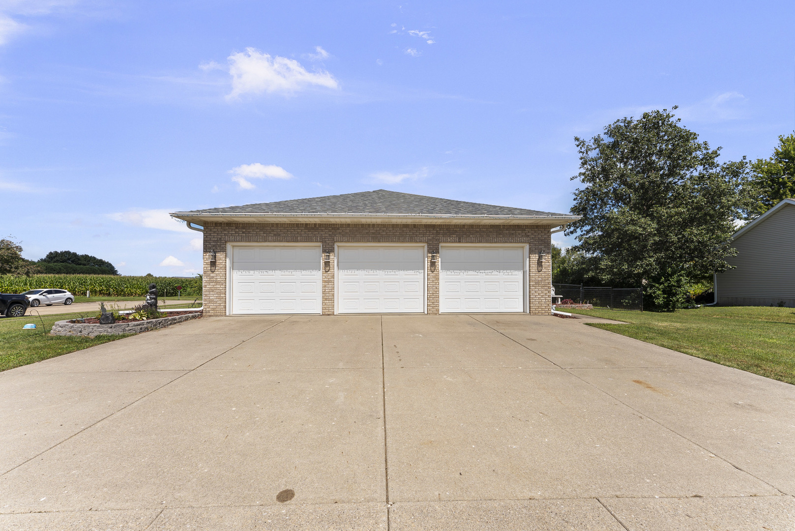 605 N Downey Street Property Photo 4