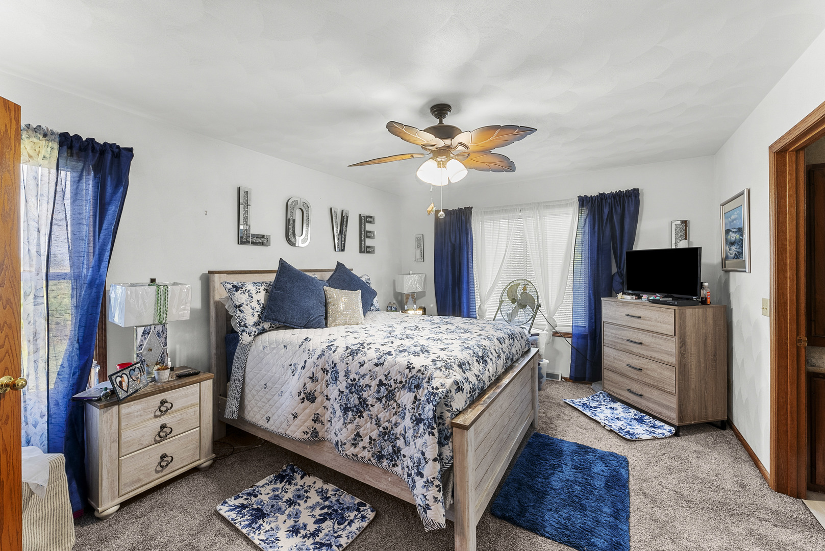 605 N Downey Street Property Photo 14