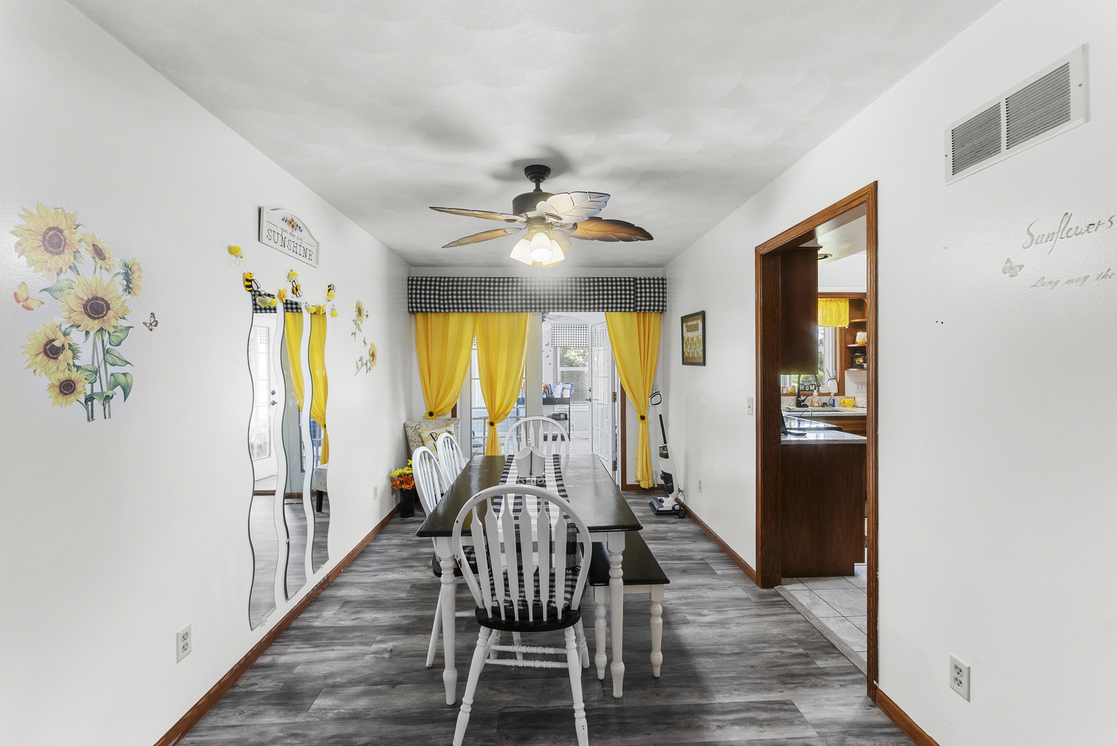 605 N Downey Street Property Photo 19