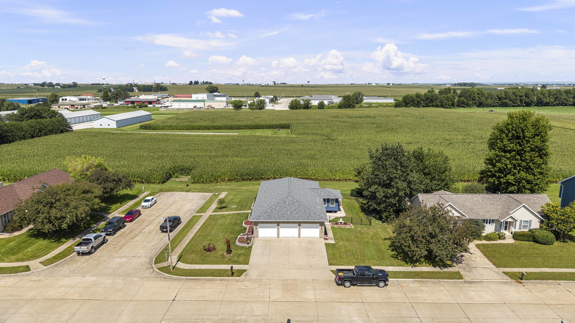 605 N Downey Street Property Photo 49
