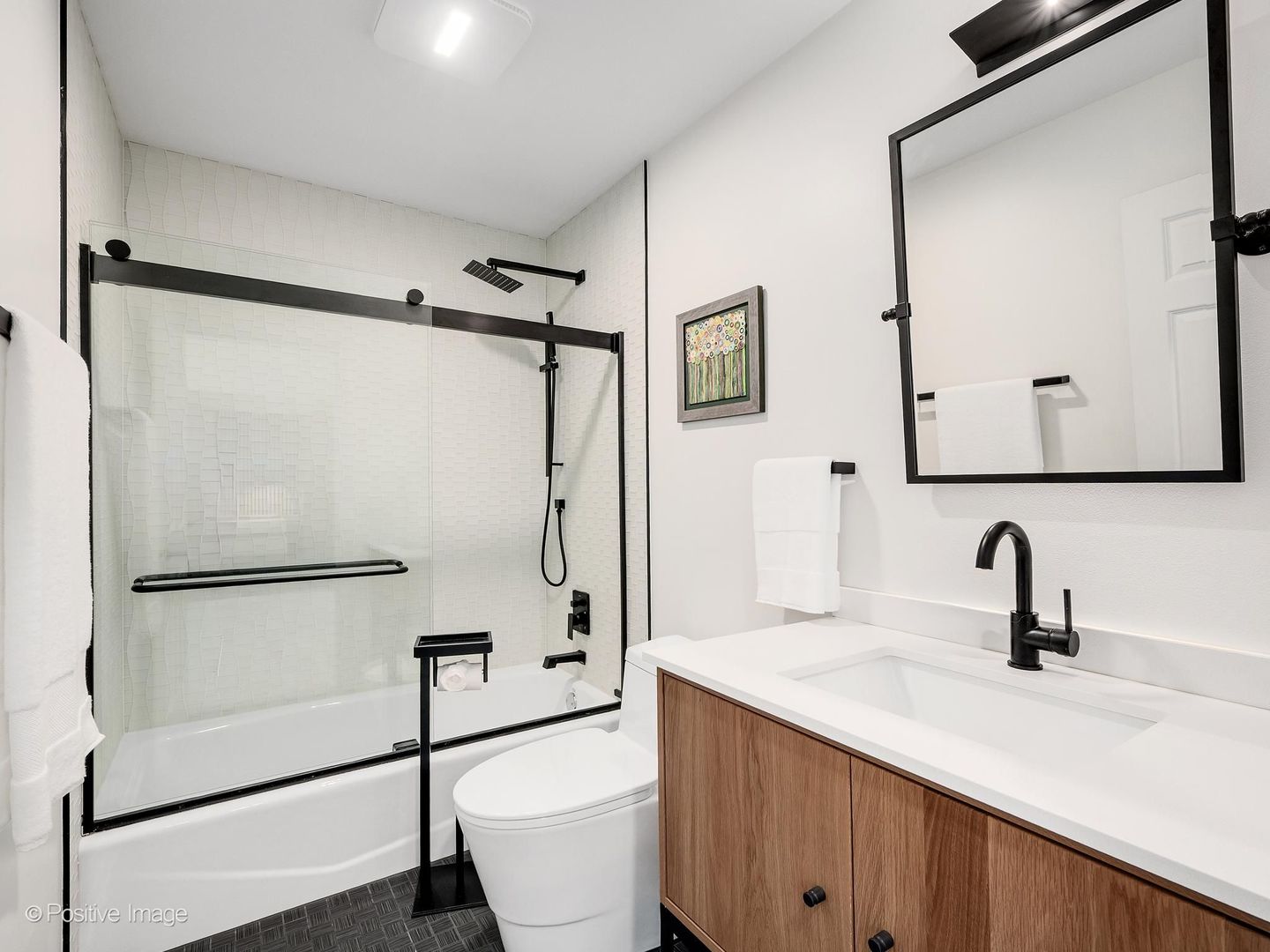 11005 Edgebrook Lane Property Photo 27