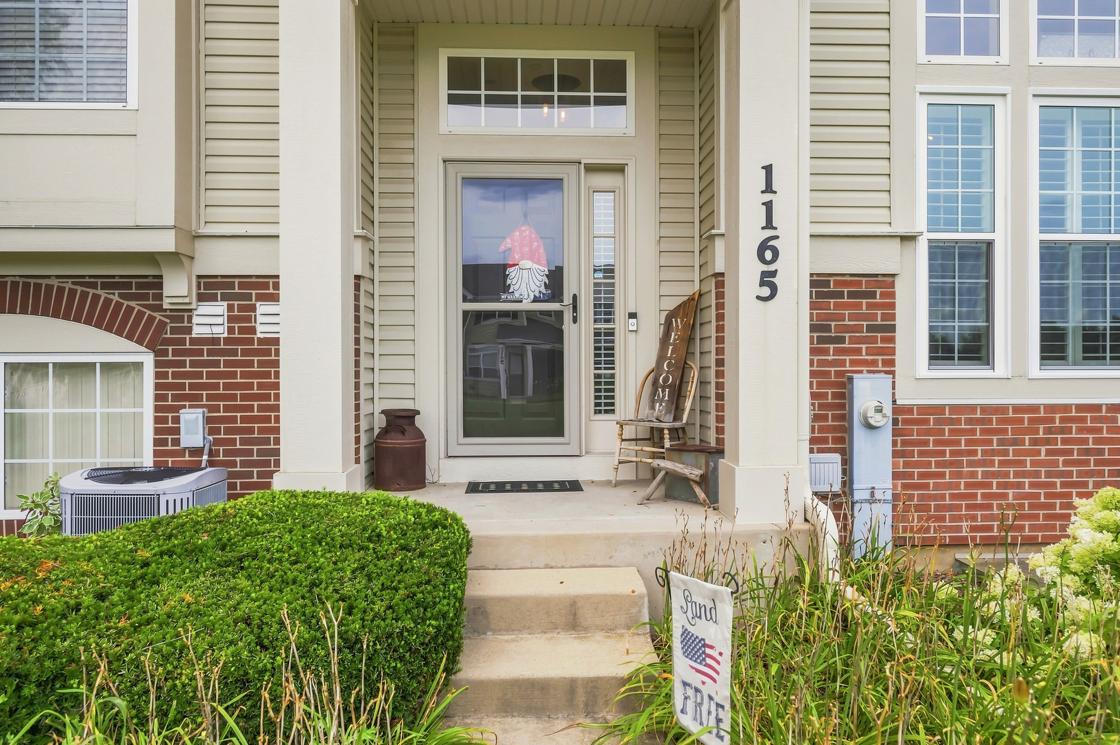 1165 Comiskey Avenue 1165 Property Photo 2