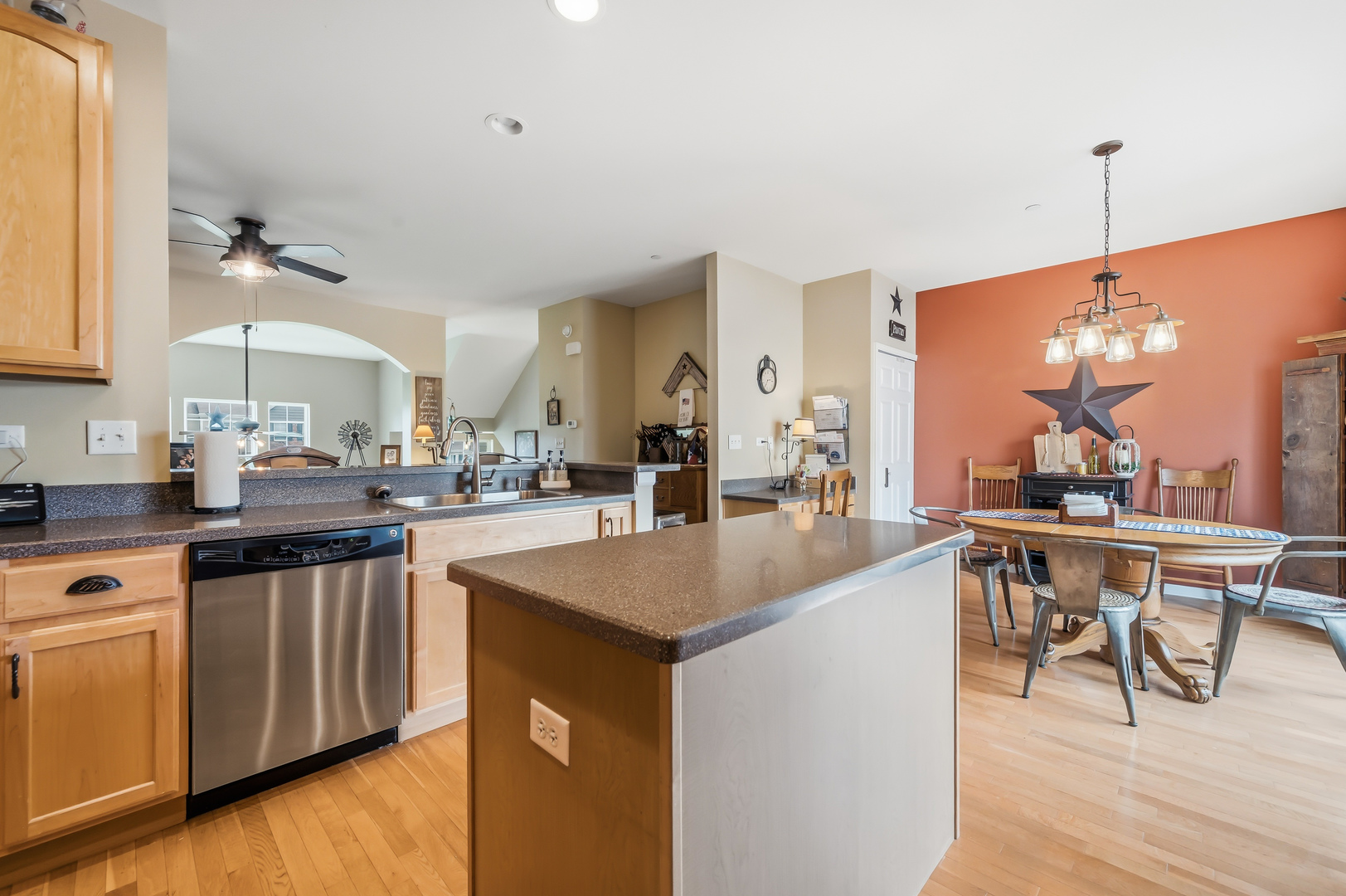1165 Comiskey Avenue 1165 Property Photo 15