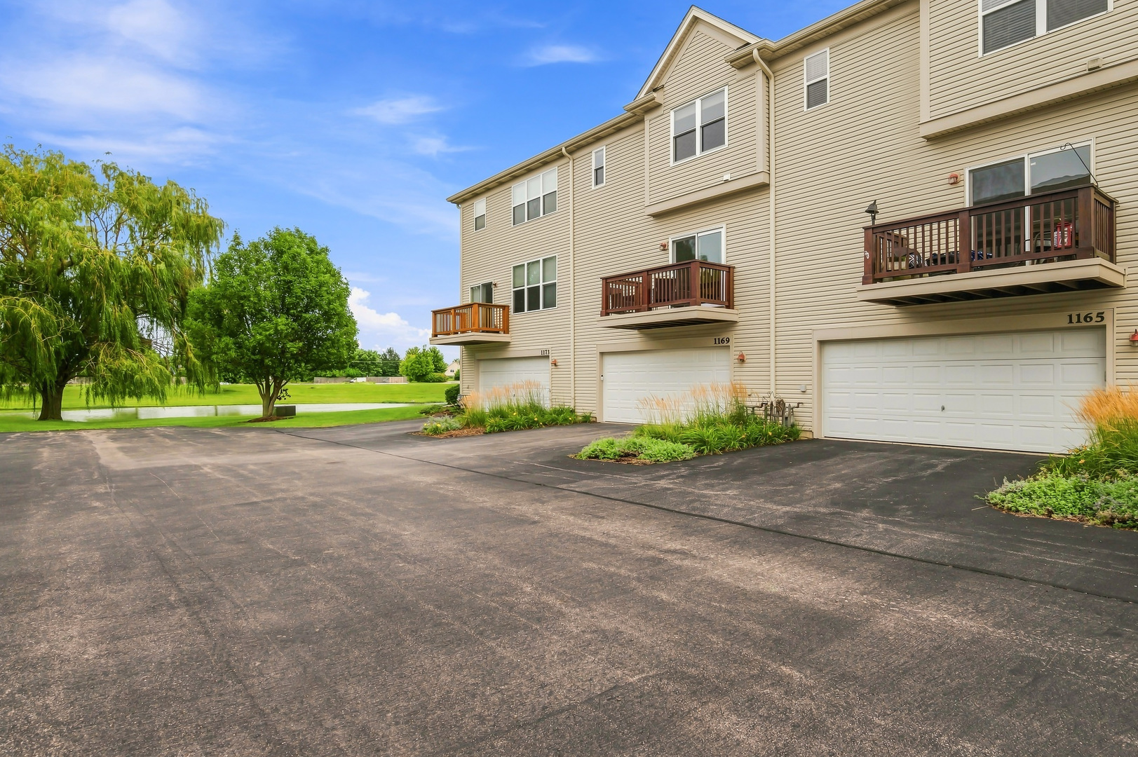 1165 Comiskey Avenue 1165 Property Photo 32