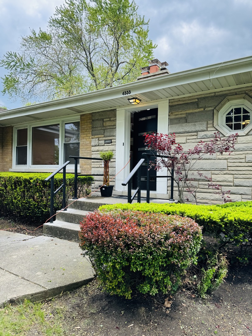 4555 Cleveland Street Property Photo 5