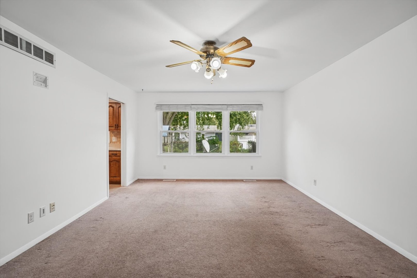 1223 Townley Drive Property Photo 7
