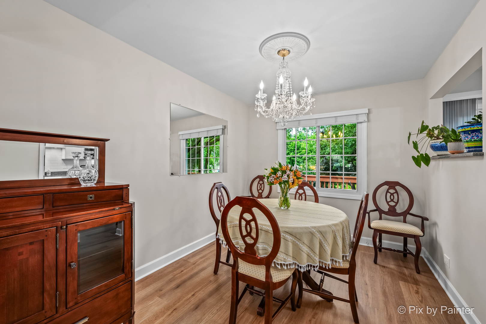 682 Shining Water Drive Property Photo 6