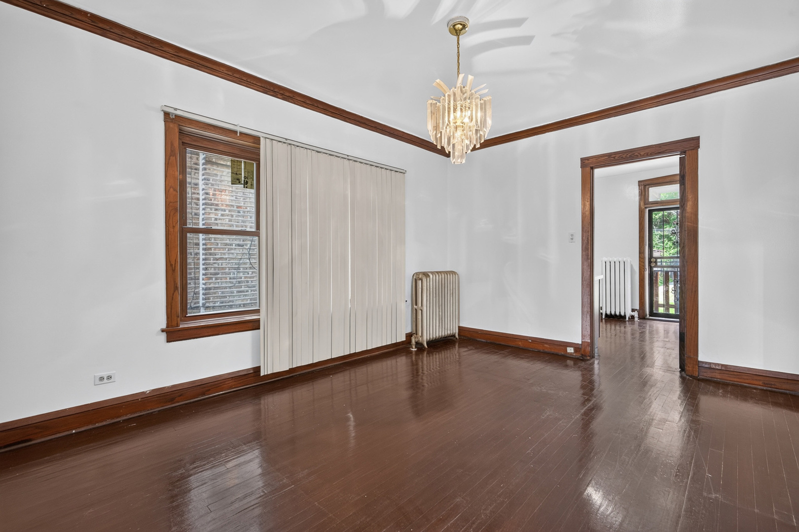 1620 N Merrimac Avenue Property Photo 5