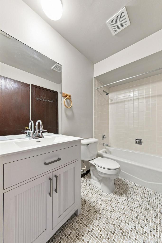 6408 Nature Drive 3w Property Photo 8