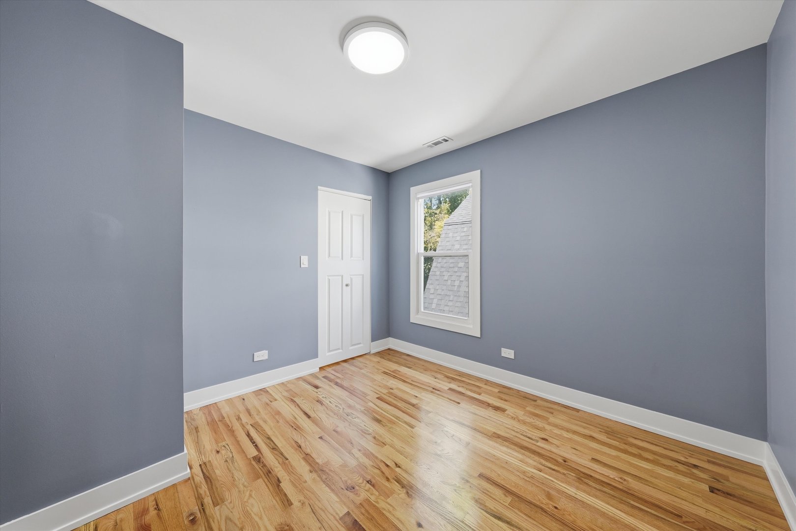 11940 S Yale Avenue Property Photo 18