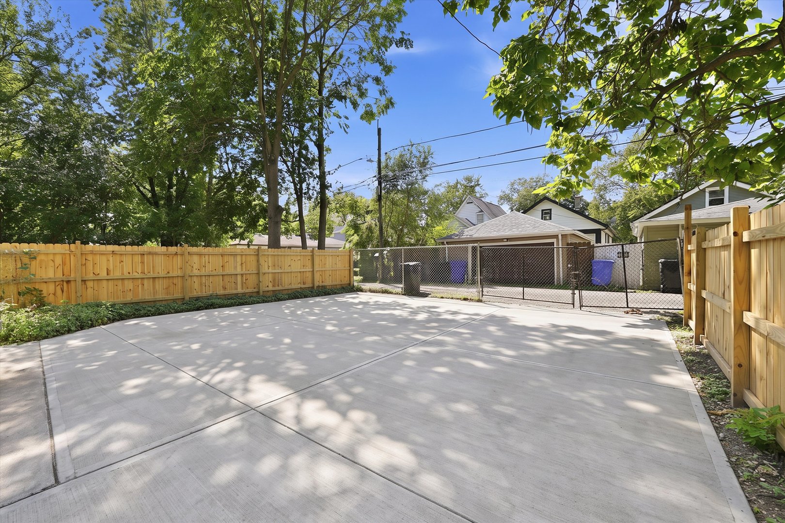 11940 S Yale Avenue Property Photo 27