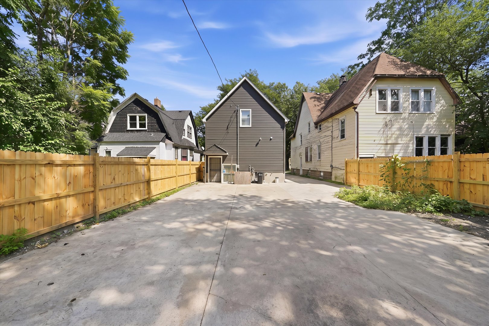 11940 S Yale Avenue Property Photo 28