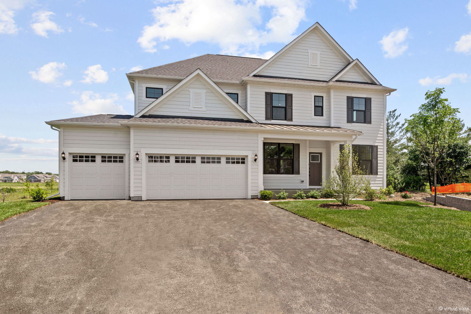 6285 Lee Court Property Photo 2