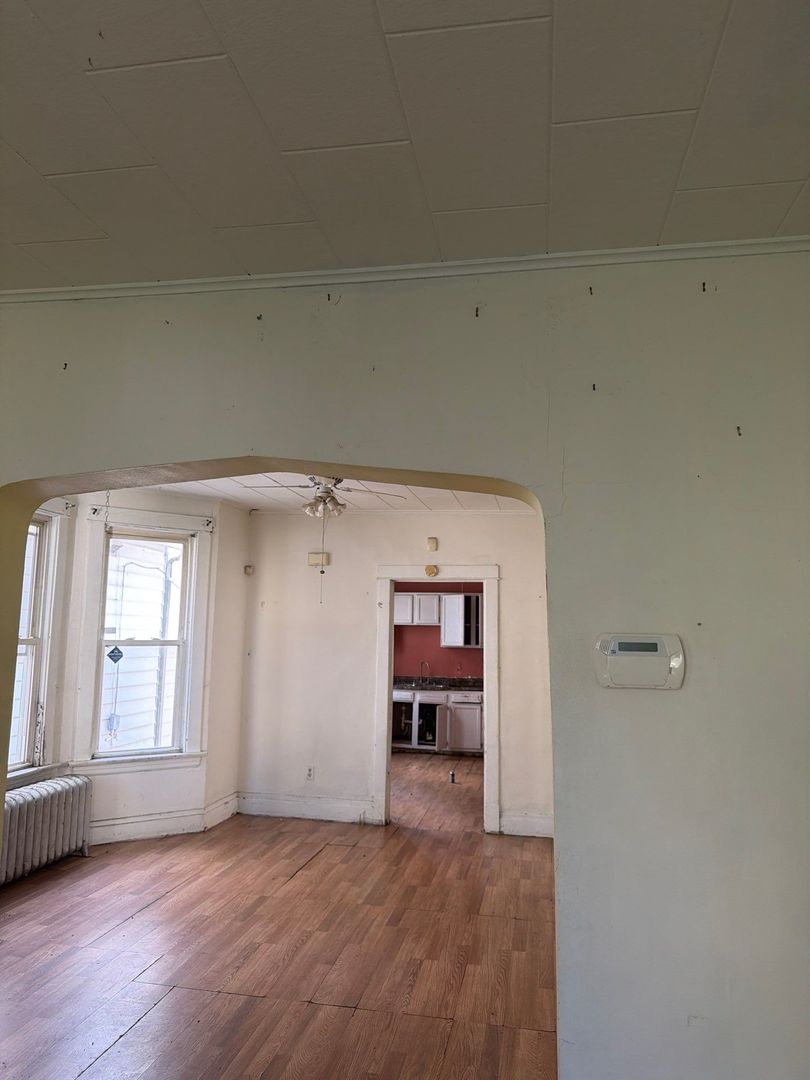 29 W 109th Place Property Photo 5