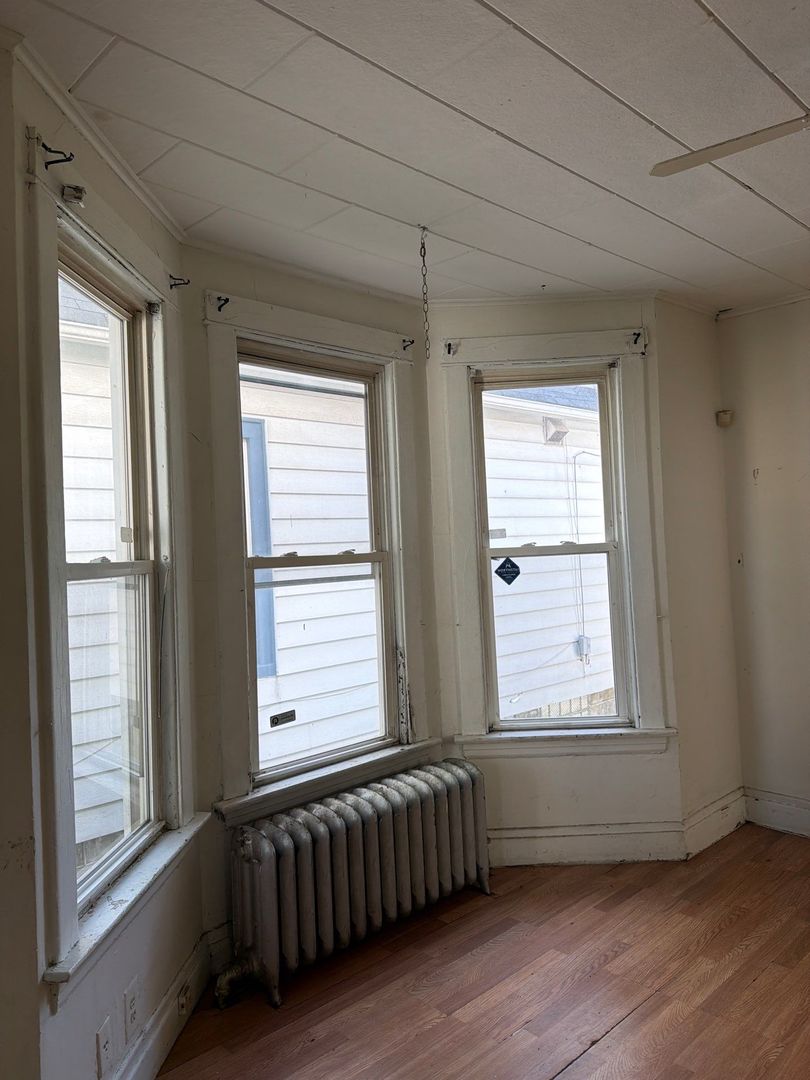29 W 109th Place Property Photo 6