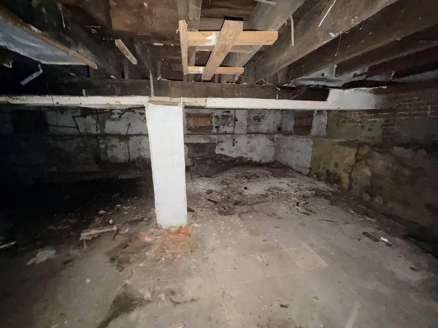 10529 S Corliss Avenue Property Photo 4