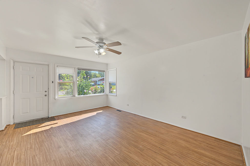 3120 Florence Avenue Property Photo 5
