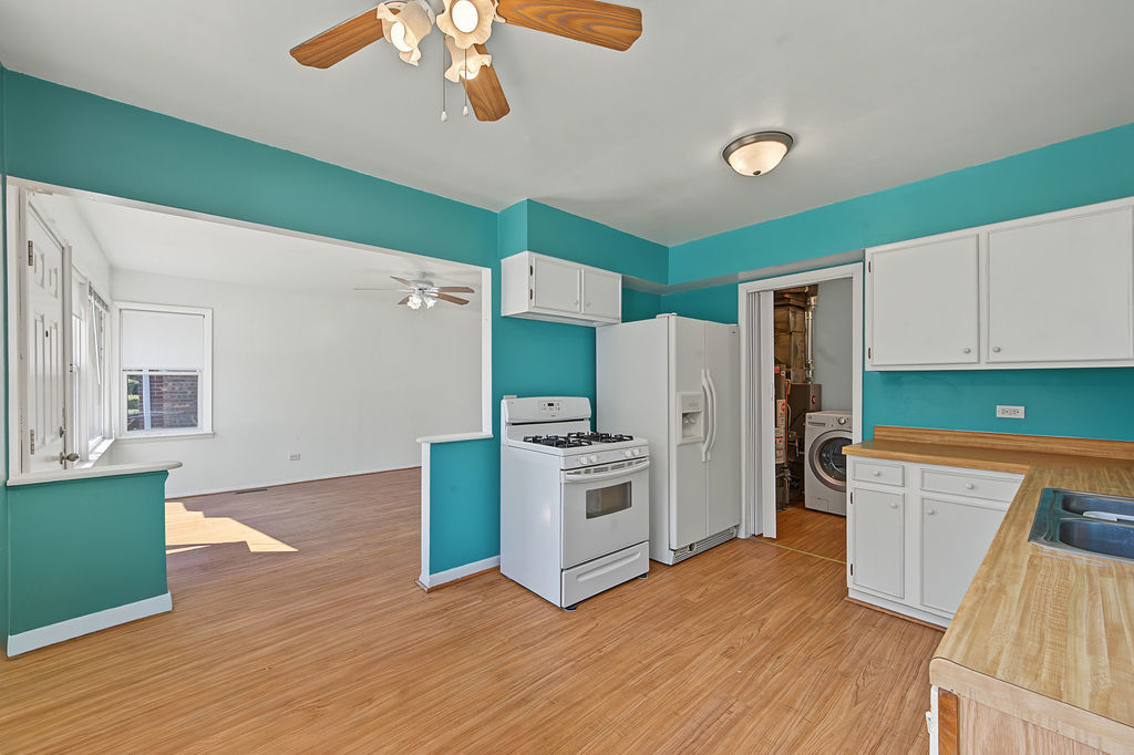 3120 Florence Avenue Property Photo 9