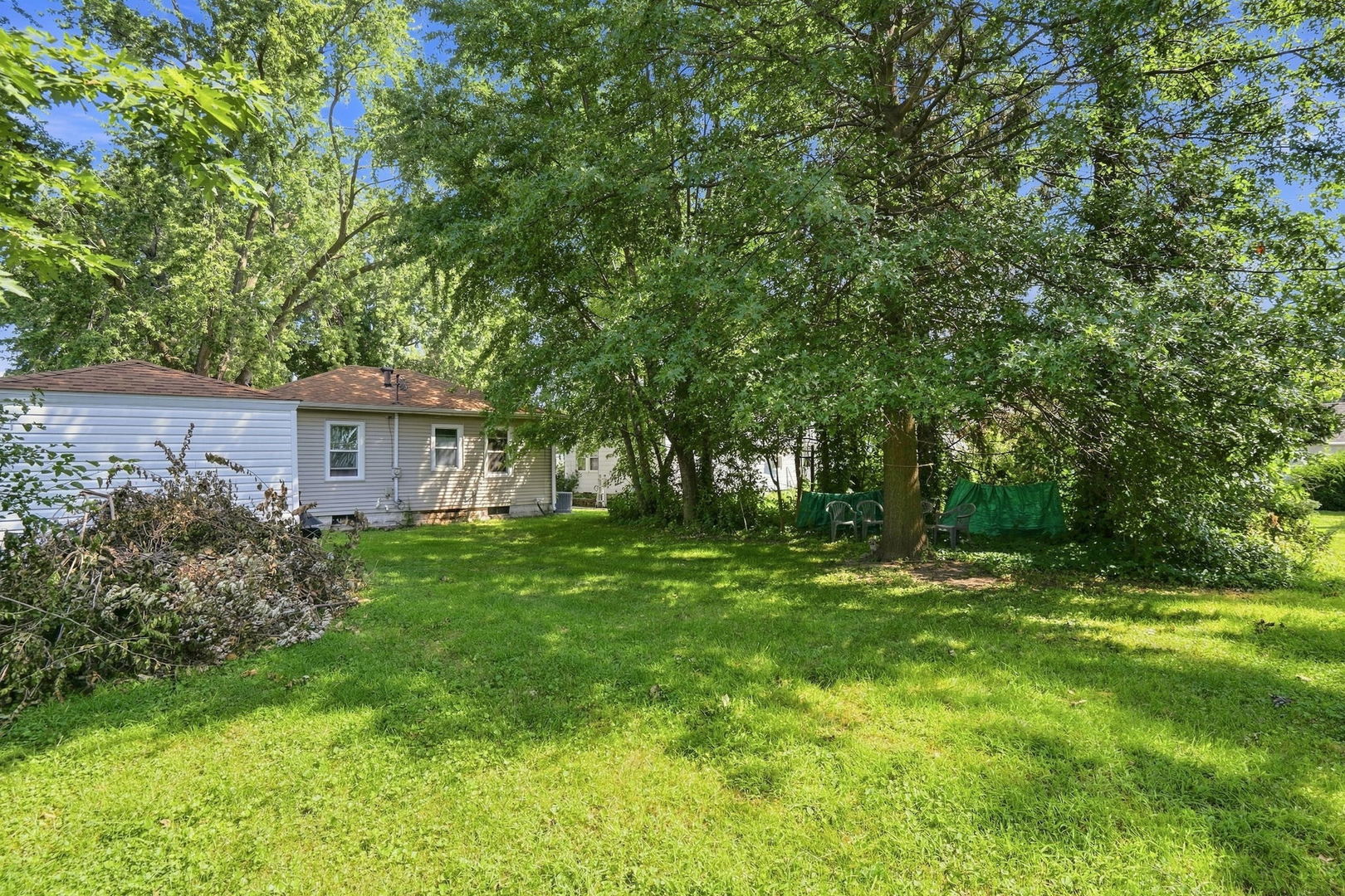 331 W 29th Street Property Photo 19