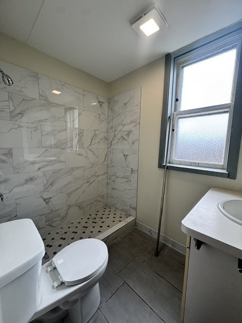 4237 W George Street 1 Property Photo 14