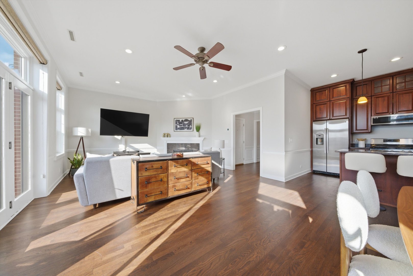 4821 N Damen Avenue 4 Property Photo 8