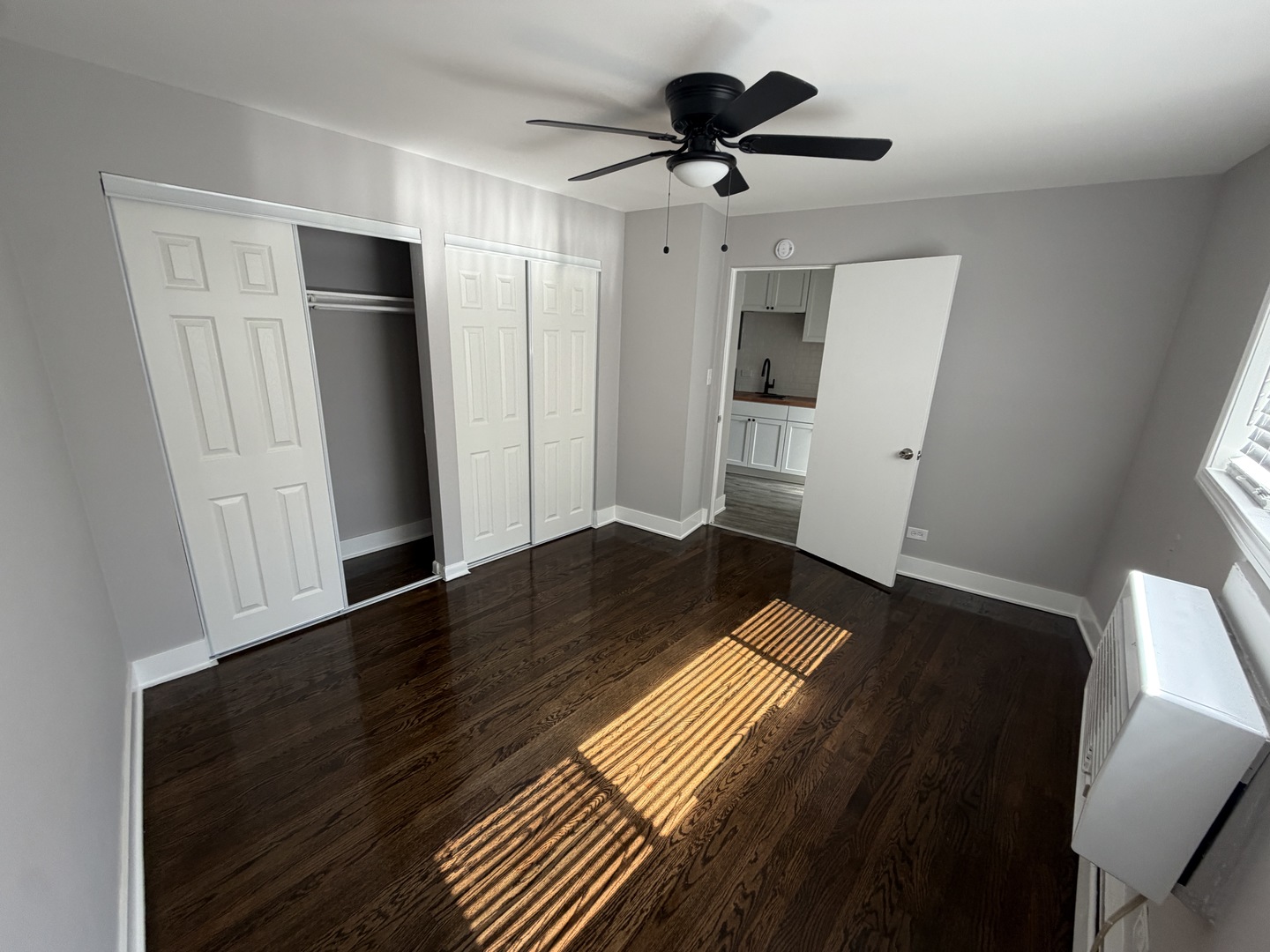 6901 N Ridge Boulevard 1c Property Photo 8