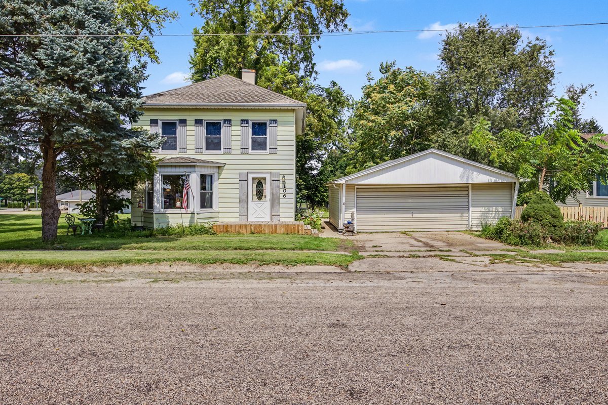 106 E Front Street