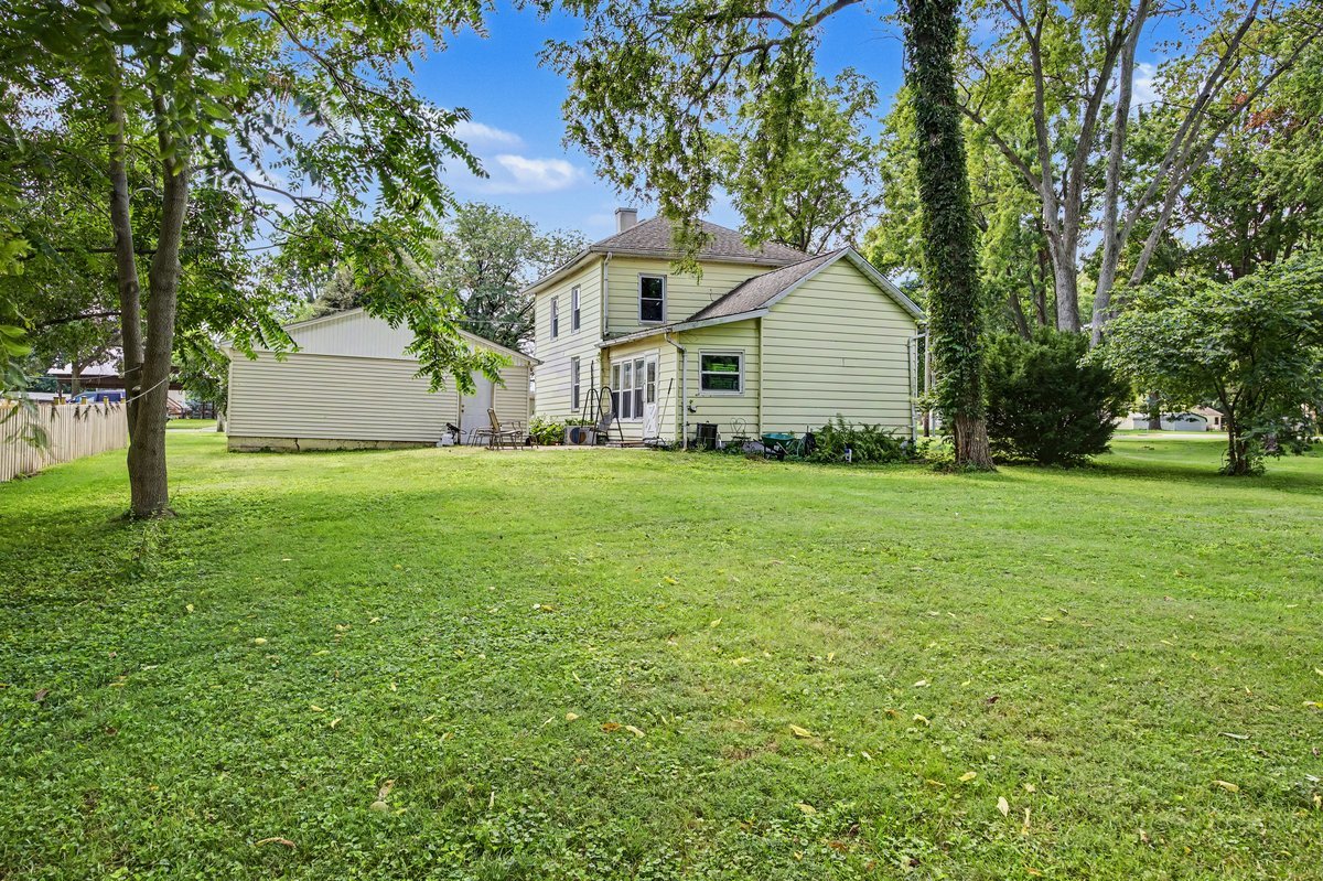106 E Front Street Property Photo 29
