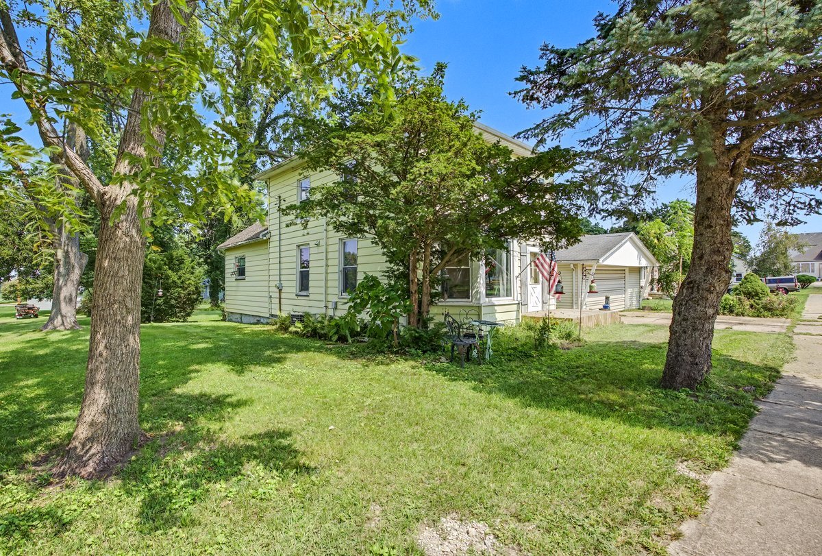 106 E Front Street Property Photo 31