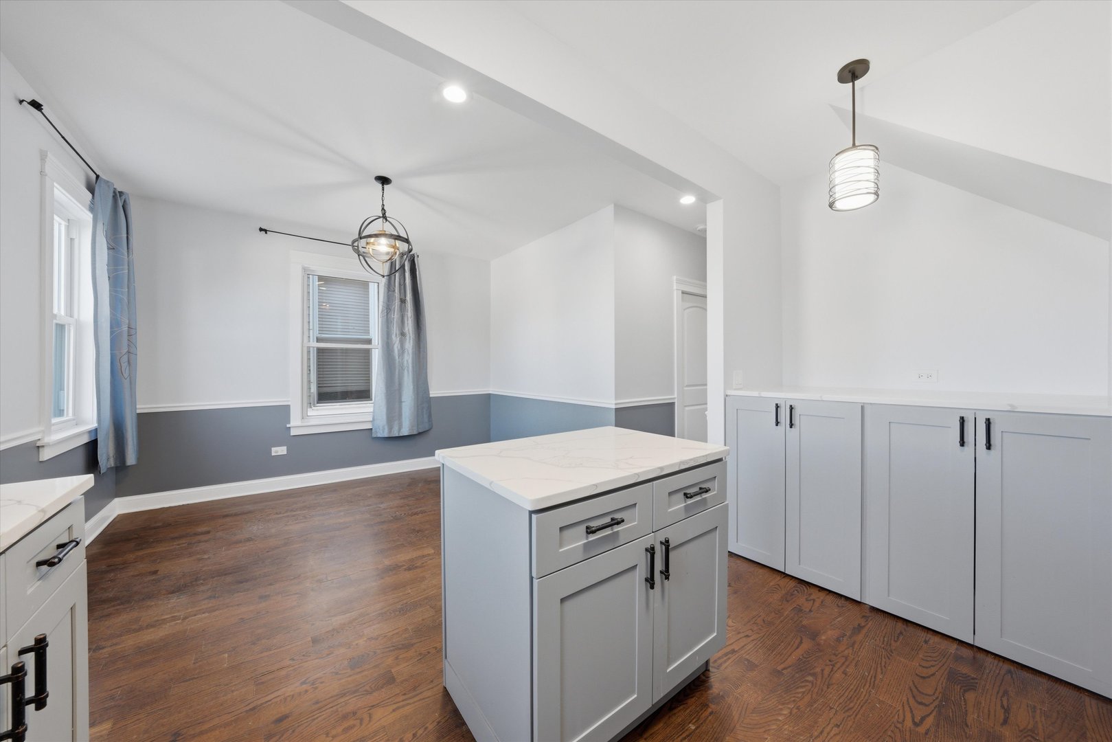 3509 S Mozart Street Property Photo 14