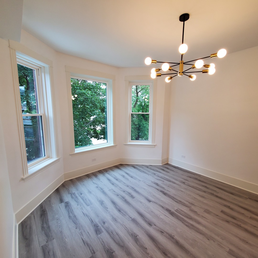 11440 S Forest Avenue Property Photo 10