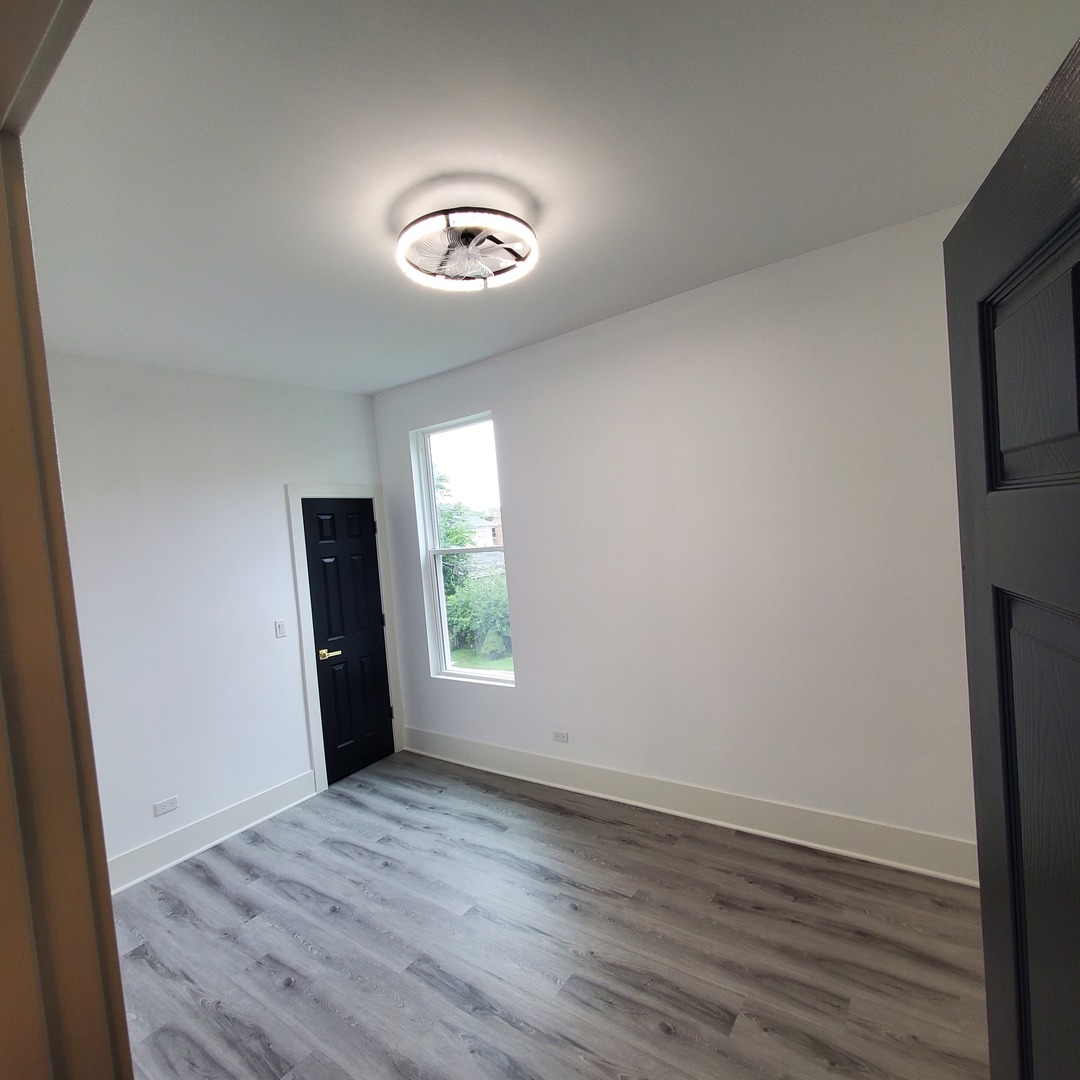 11440 S Forest Avenue Property Photo 12